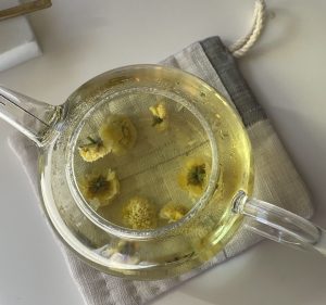 菊の花茶の画像