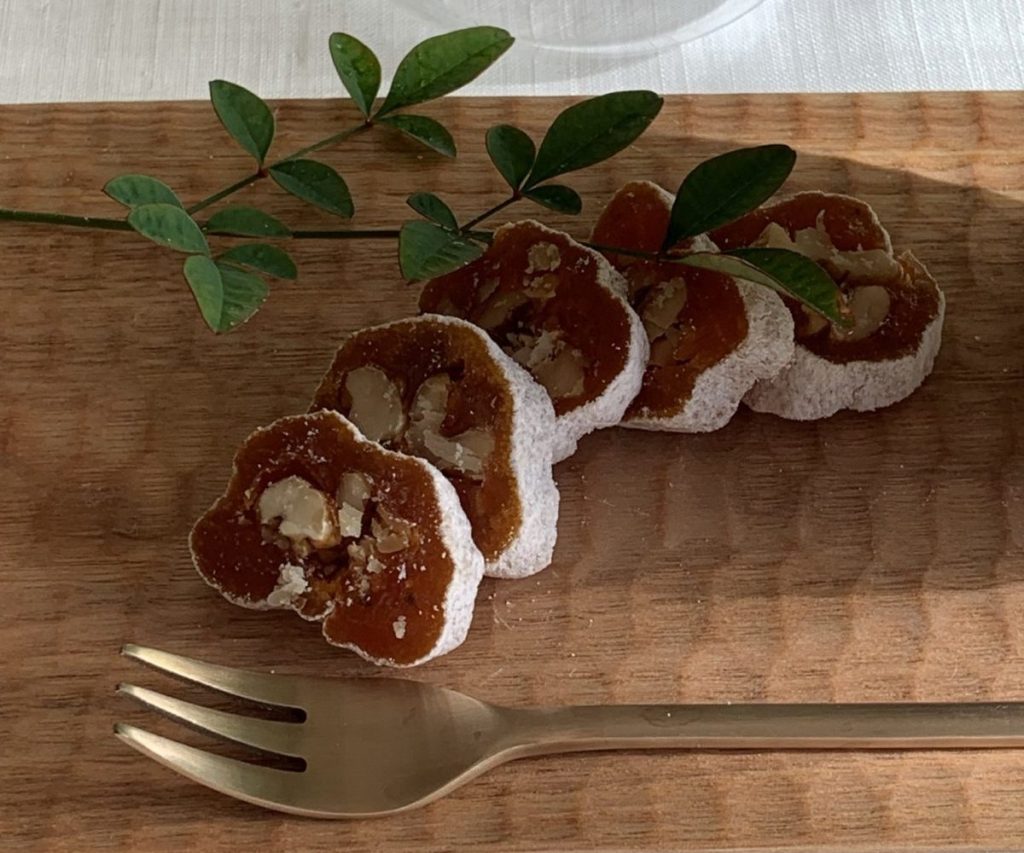 干し柿胡桃巻き